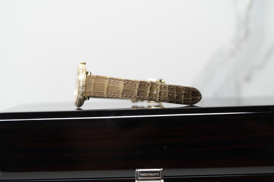 Patek Philippe Complications 4968R-001